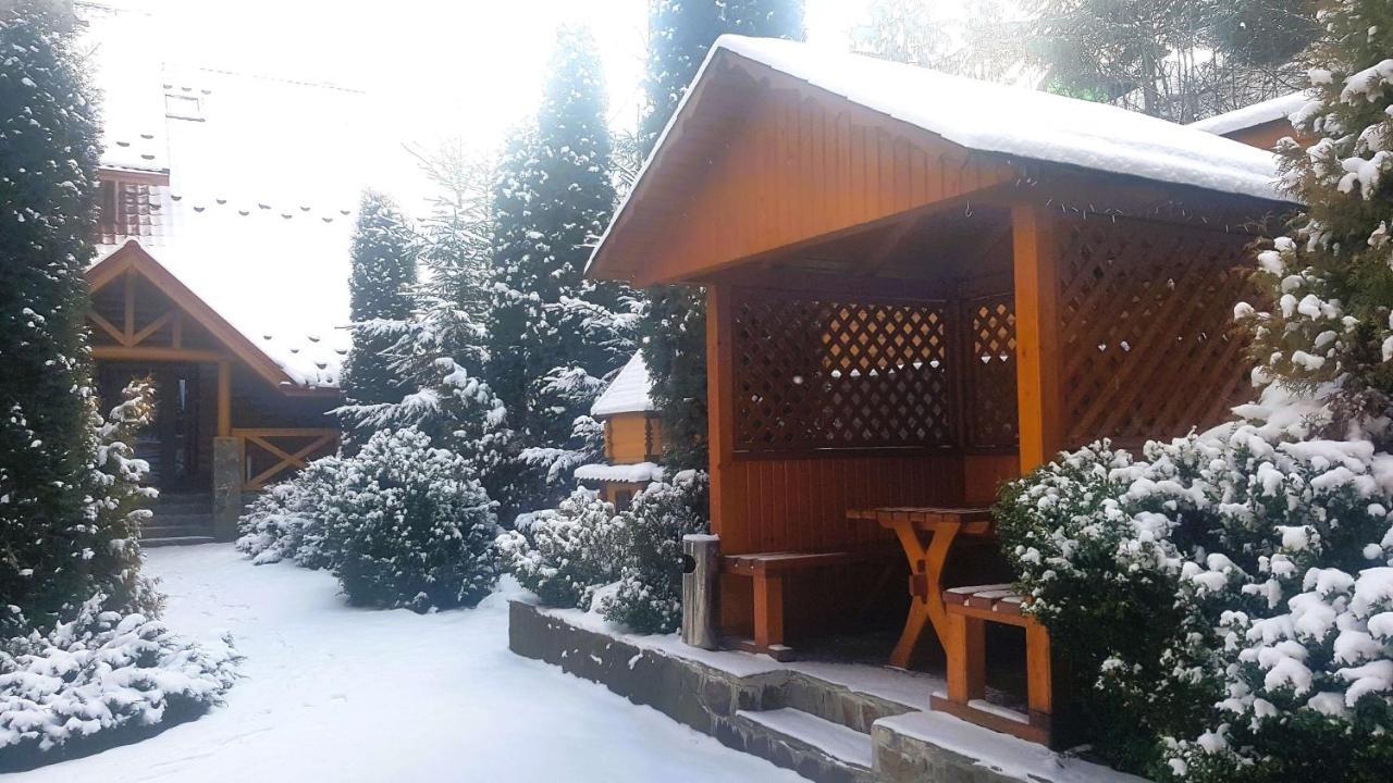 Karpatski Zori Hotel Bukovel Exterior photo