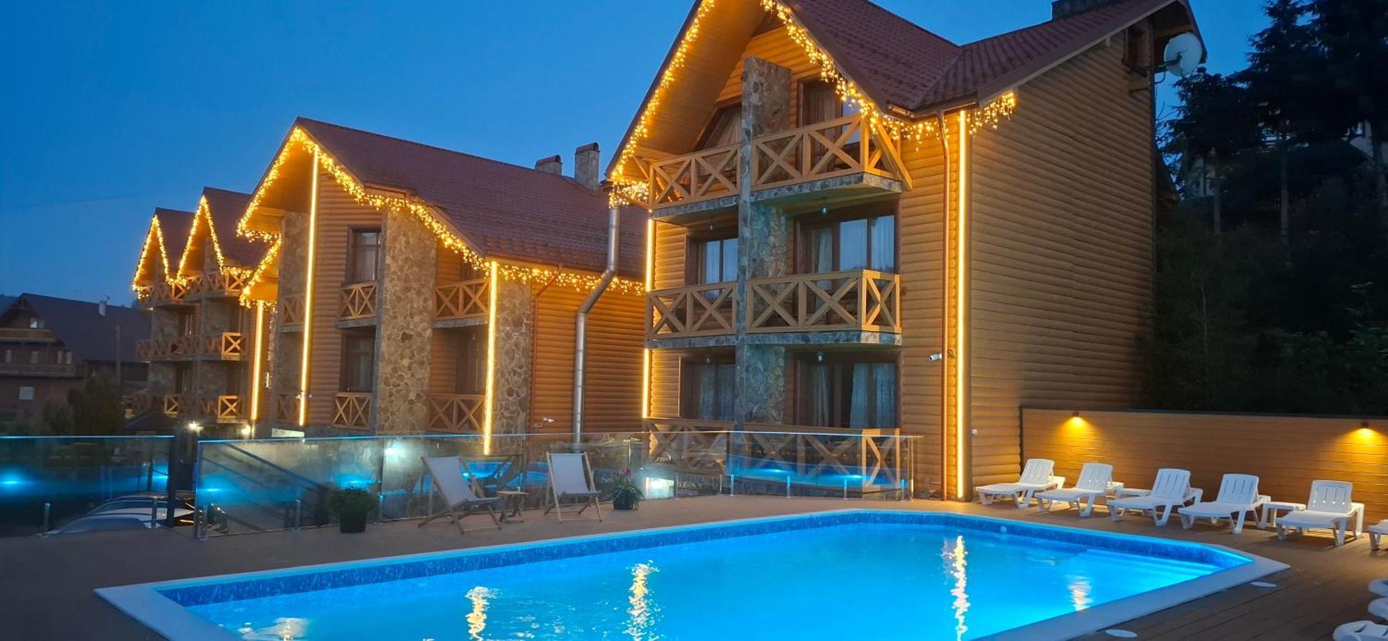 Karpatski Zori Hotel Bukovel Exterior photo